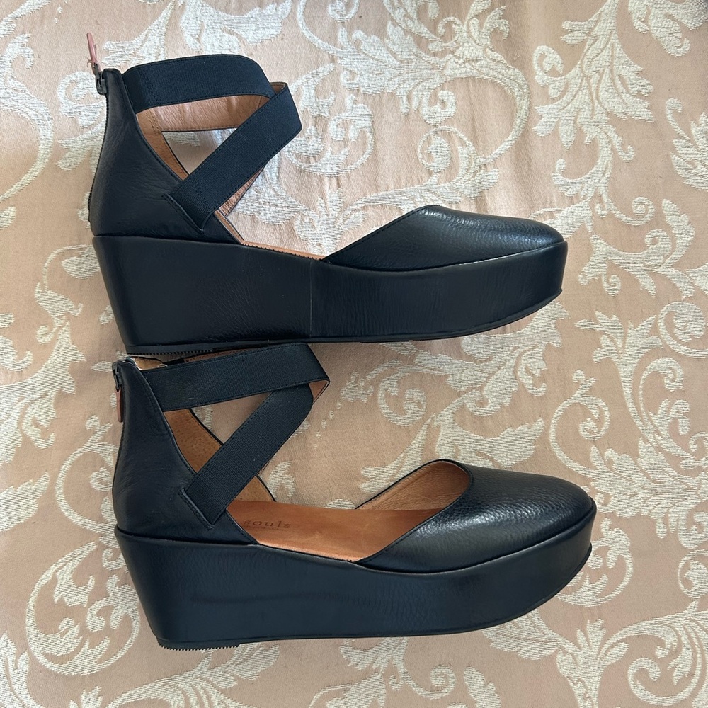 Gentle Souls Nyssa leather platform wedge - Picture 11 of 15